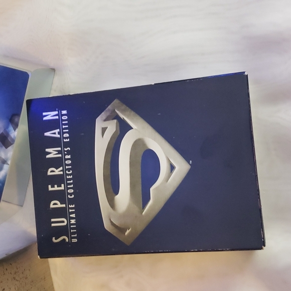 Superman Ultimate Collector's Edition 15 DVD Set - Picture 3 of 8